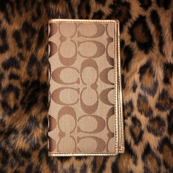 *SALE* Coach Chequebook or Wallet